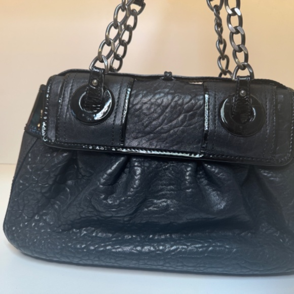 FENDI BLACK GRAINED LEATHER B BAG - Picture 4 of 5